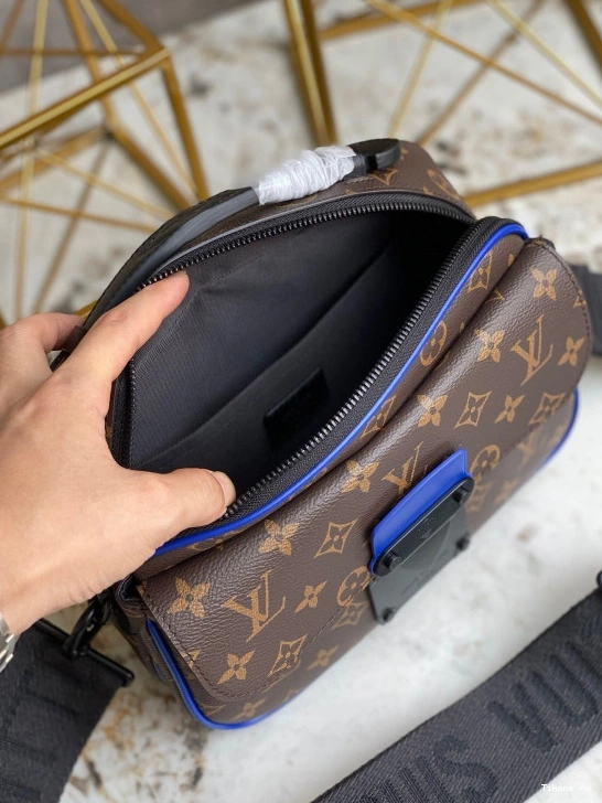 Cheap LOCK S VUITTON MESSENGER LOUIS 0813